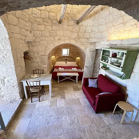 Trullo Fiore * Остуни